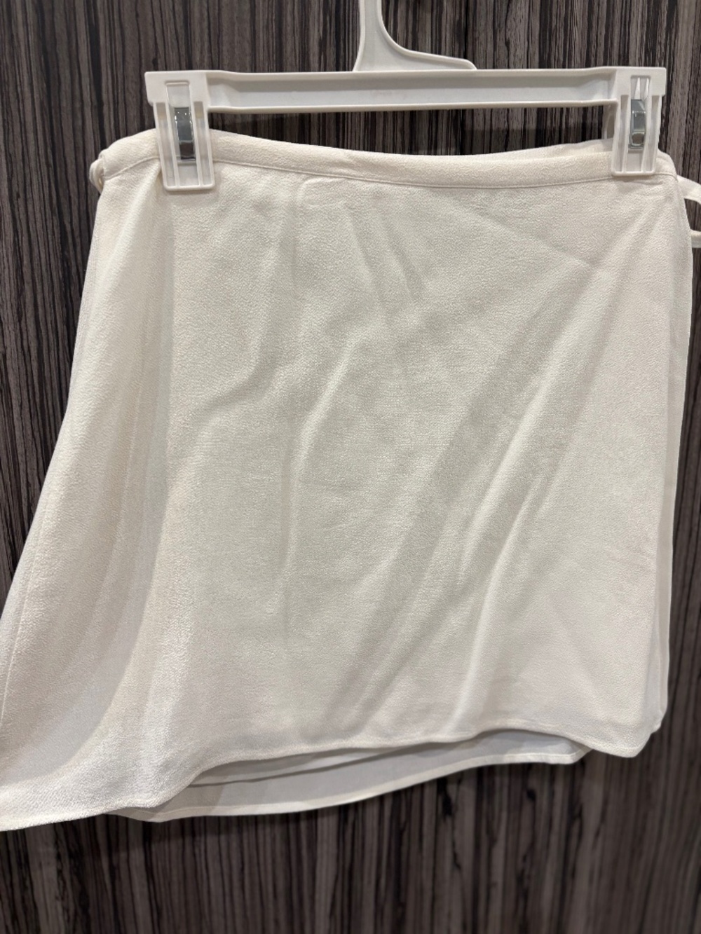 Aritzia Sunday best mini wrap skirt size M